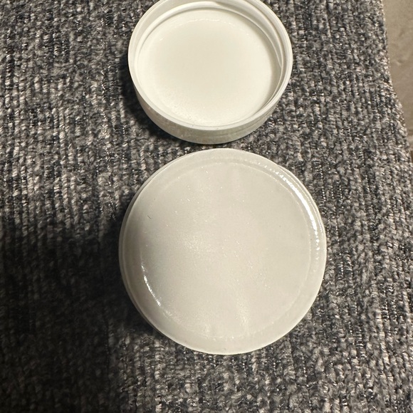 Kiehl's Creamy Eye Treatment with Avocado - White and Green - Picture 3 of 5